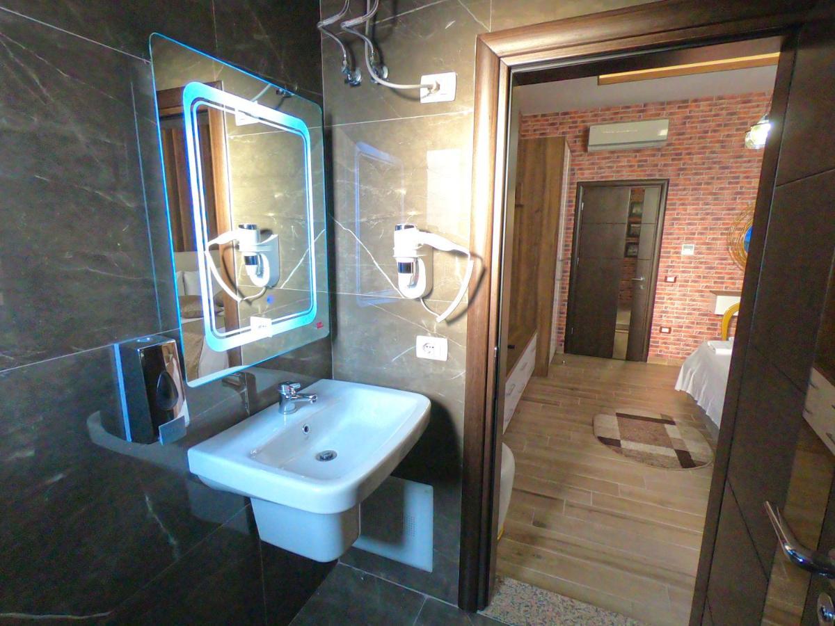 שקודר Hotel St.Pauli מראה חיצוני תמונה