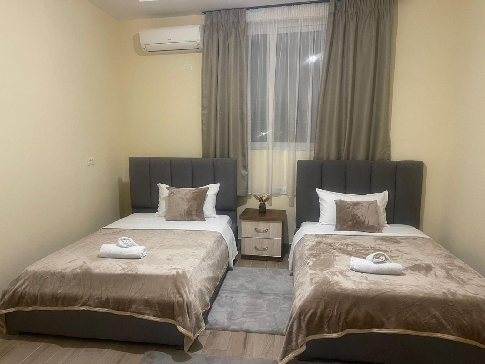 שקודר Hotel St.Pauli מראה חיצוני תמונה