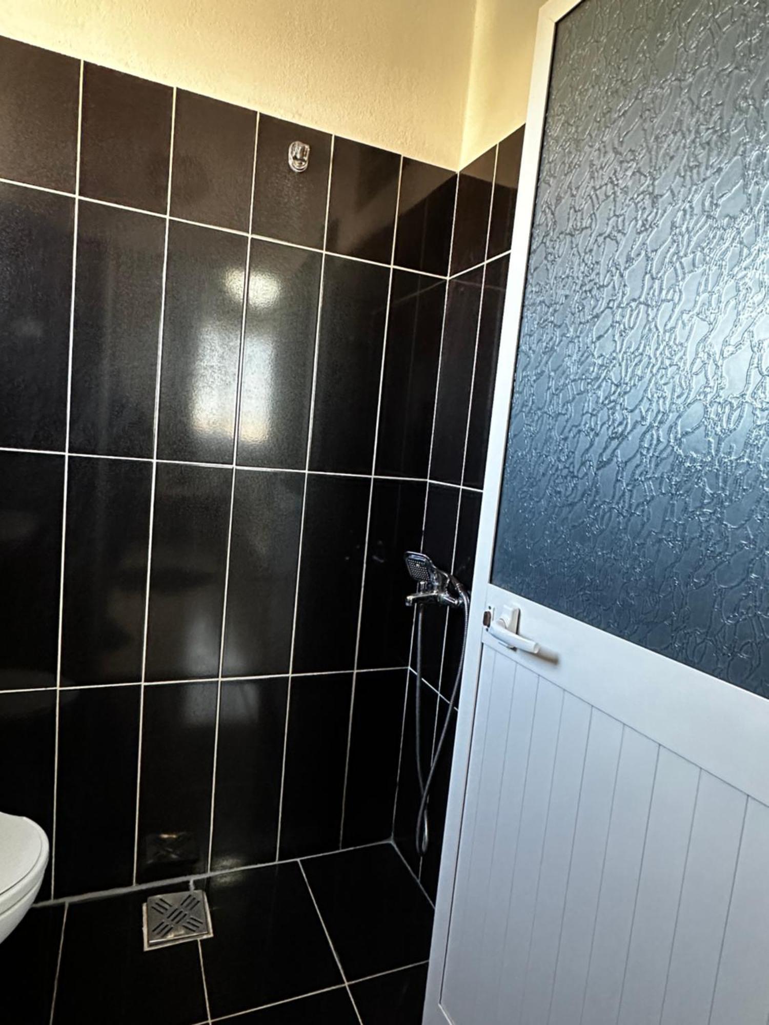שקודר Hotel St.Pauli מראה חיצוני תמונה
